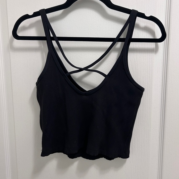 Vuori Rib Crop Tank - Picture 6 of 6